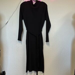 Elegant Black Long Sleeve Dress